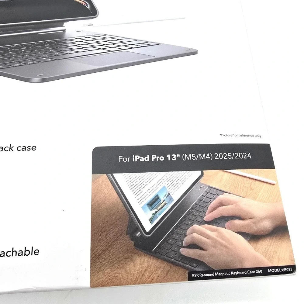 ESR iPad Pro‎ 13 Case Keyboard M4 M5 Magnetic Backlit Trackpad Black